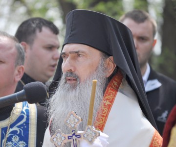 Deţinuţii de la Poarta Albă, vizitaţi de IPS Teodosie